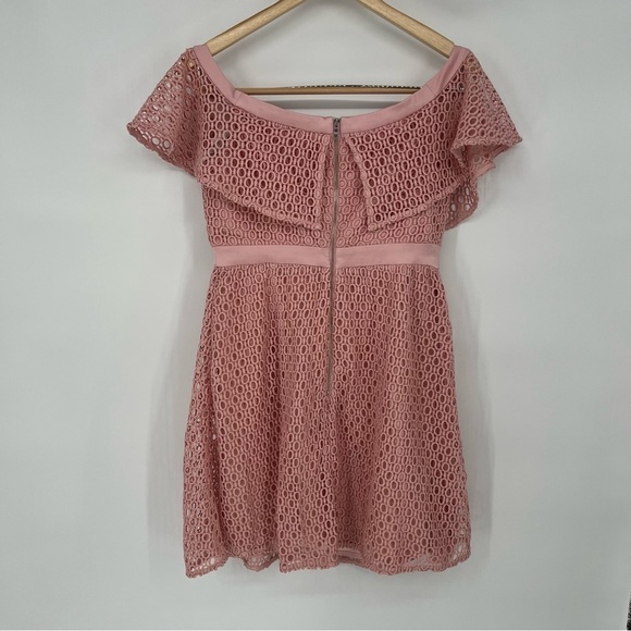 Bardot Eyelet Off The Shoulder Derby Dress in Light Pink - Picture 6 of 16